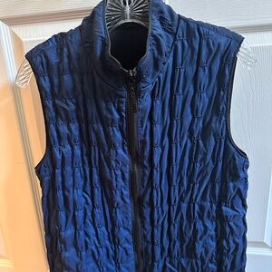 Mycra Pac Reversible Women's Embroidered Full Zip Blue/Black Vest w/purse